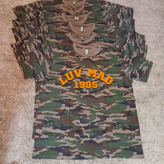 Vintage Camo Men’s Tees (2XL)